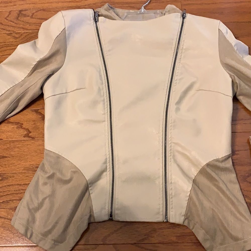 Trendy jacket size Large - Picture 3 of 12